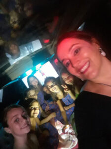 Como Escolher Minha Professora de Dança A importância de encontrar não apenas uma profissional qualificada, mas também uma mentora e amiga.