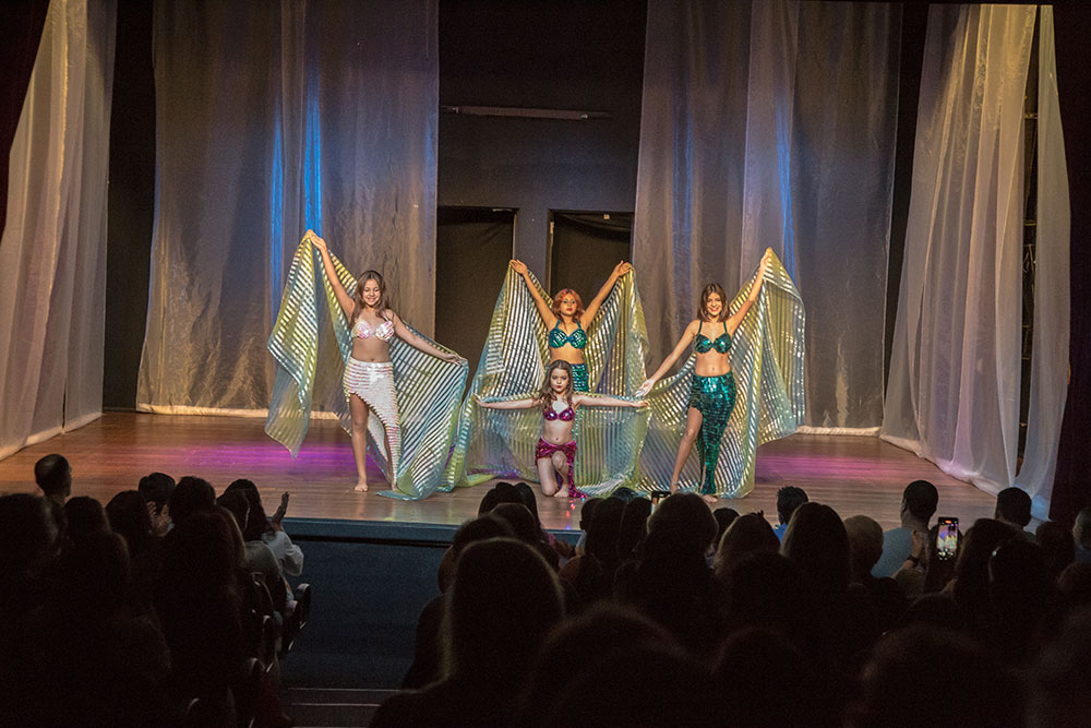 Desafios Comuns para Dançarinos Iniciantes - Dicas e encorajamento para aqueles que estão começando na dança, abordando desafios e soluções.