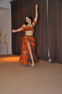 Como a Dança pode Fortalecer Relacionamentos: Casais, Amigos e Famílias Dançando Juntos